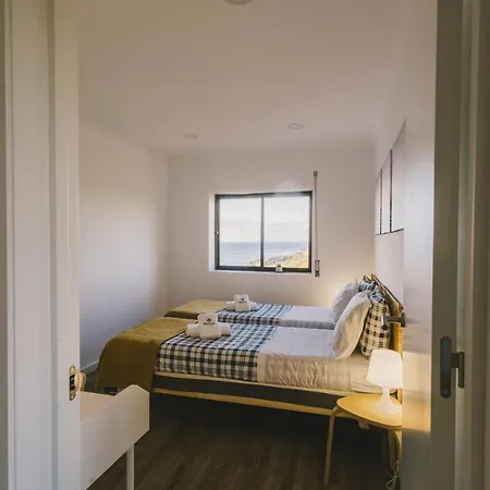 73 - Lovely View Sao Bernardino アパート アトウギア・ダ・バレイア