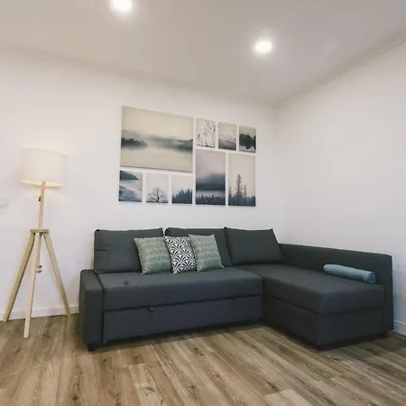 73 - Lovely View Sao Bernardino アパート *